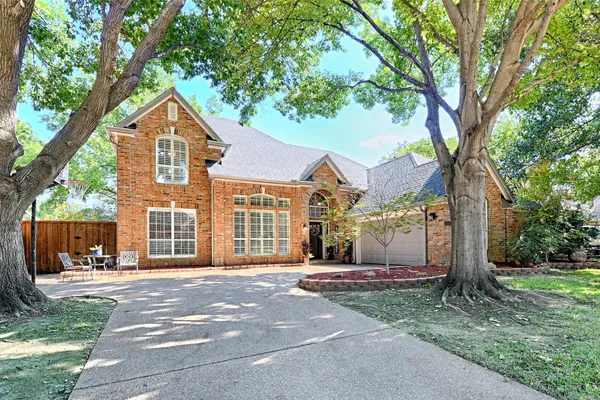 114 WESTWIND DR