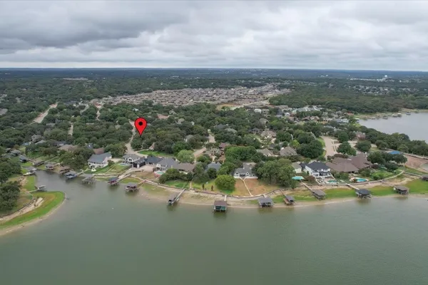 2016 SPINNAKER LN