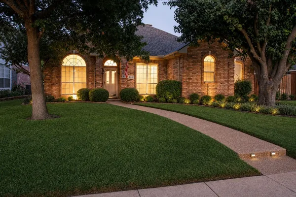 742 YELLOWSTONE DR