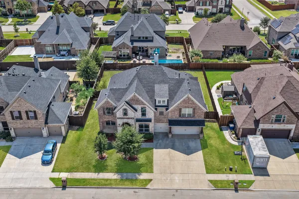 2224 HIDEAWAY POINTE DR
