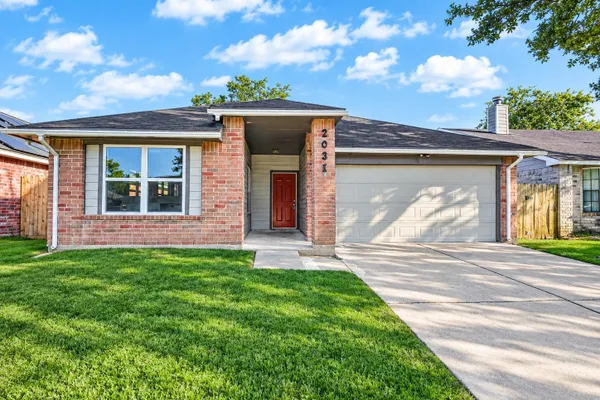 2031 HICKORY GLEN DR