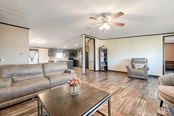 181 COCHISE DR
