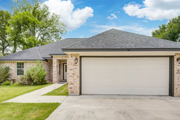 46 NELSON CT