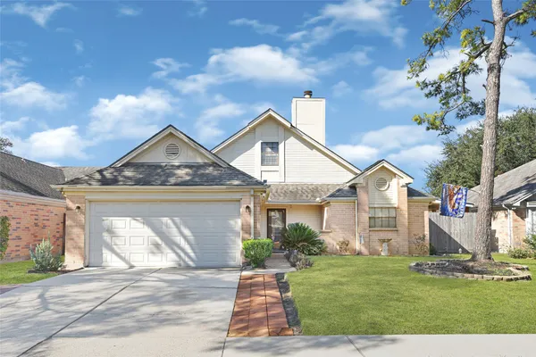 1106 SAINT JOHN DR
