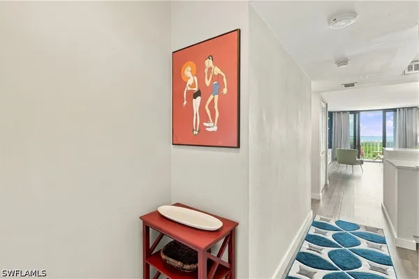 320 SEAVIEW CT 602