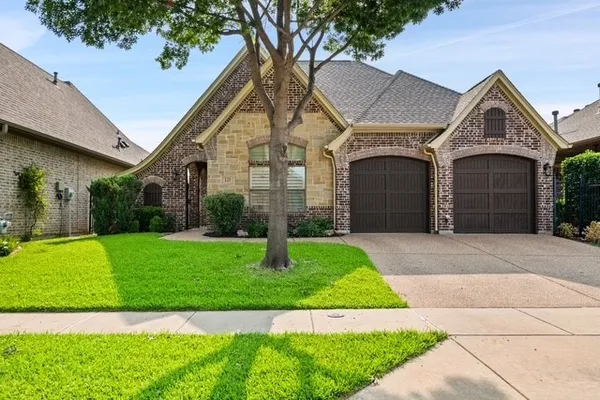 121 MONTGOMERY DR