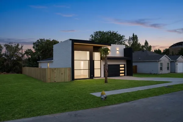6524 TEAGUE DR