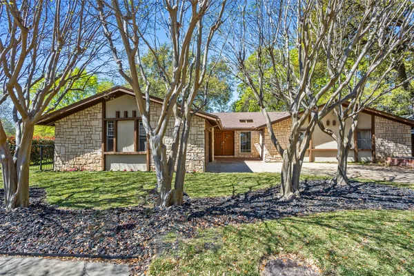 15721 MAPLEVIEW CIR