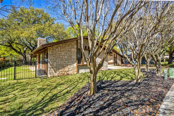 15721 MAPLEVIEW CIR