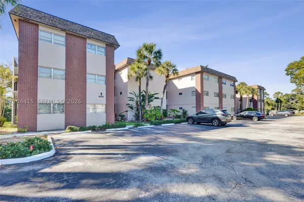 2441 SW 82ND AVE 205