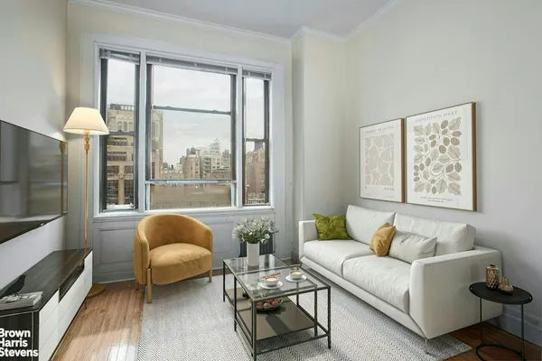 140 W 69TH ST 76C