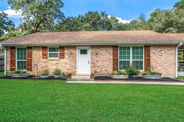 32606 DOGWOOD TRL