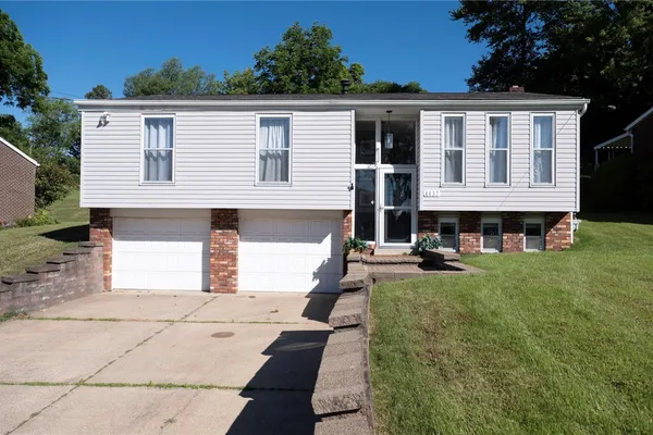 4437 HELMAR DR