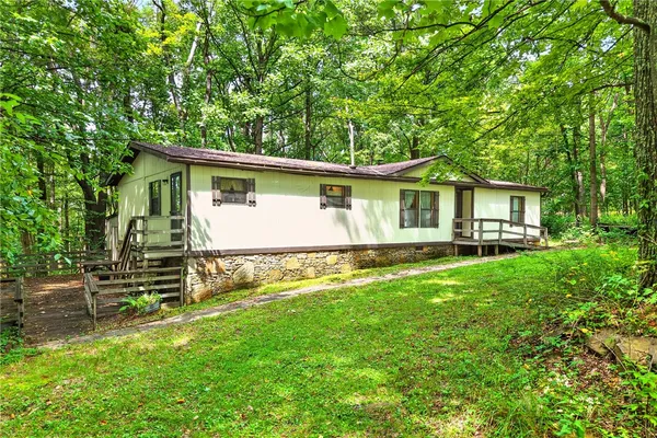 126 ROY STOUT RD