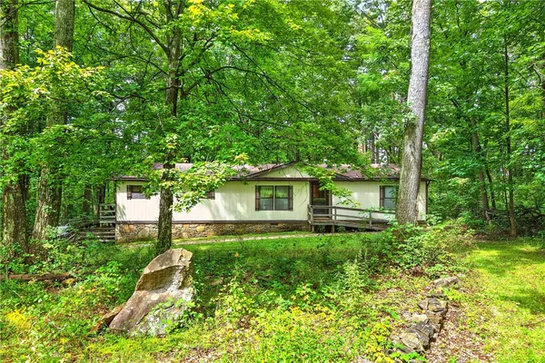 126 ROY STOUT RD