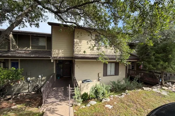 151 COMANCHE PT