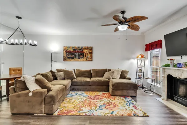 17645 RED OAK DR 7645