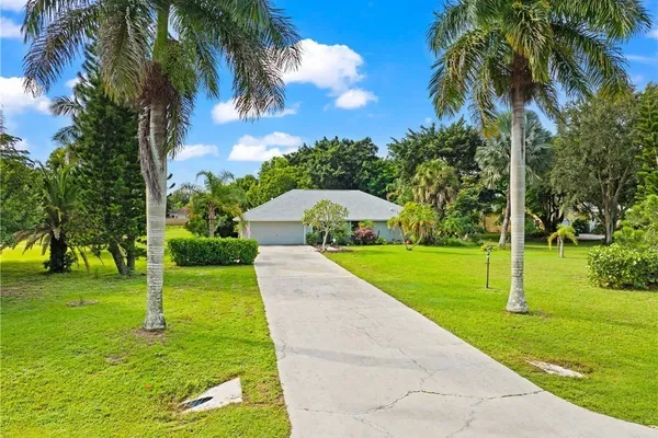 1940 CURLING AVE