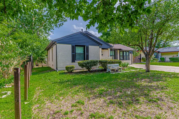 2618 CENTERVILLE RD