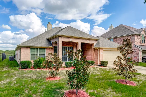 10318 LINDEN SPRINGS DR