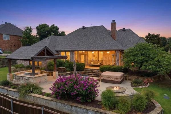 1805 KENDALL CT