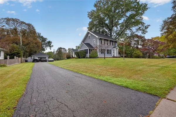105 SEYMOUR RD
