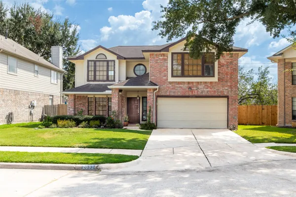 2033 WILDWOOD RIDGE DR
