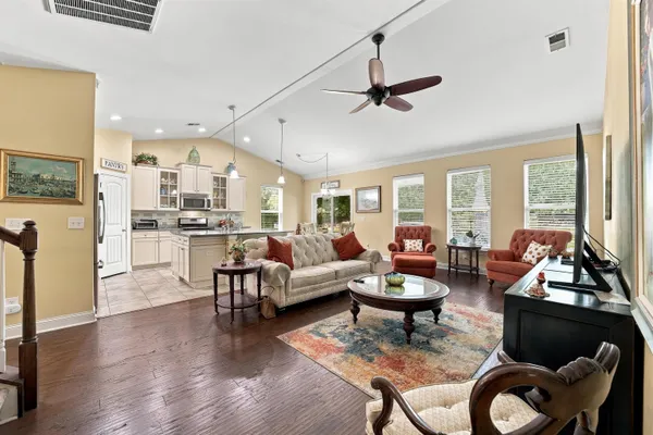 1755 ORCHARD DR