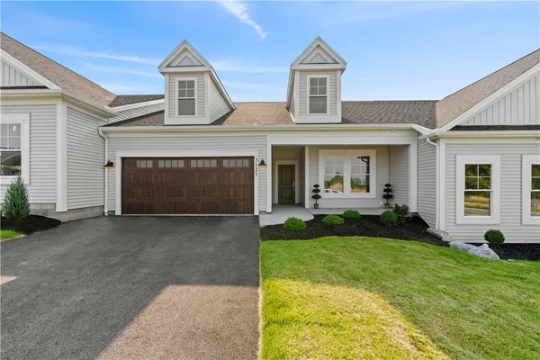 607 HIGHLINE TRL 4