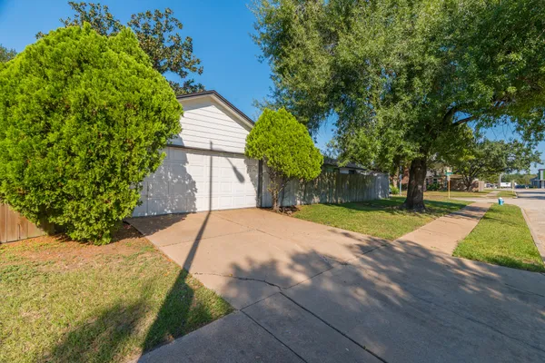 3403 RAMSGATE DR