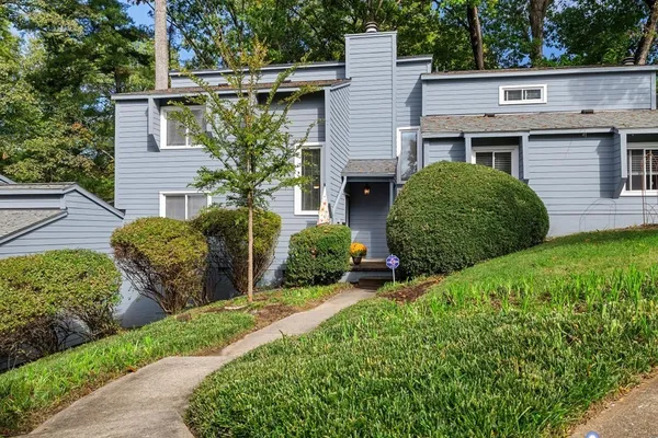 1763 FOXFIRE CIR