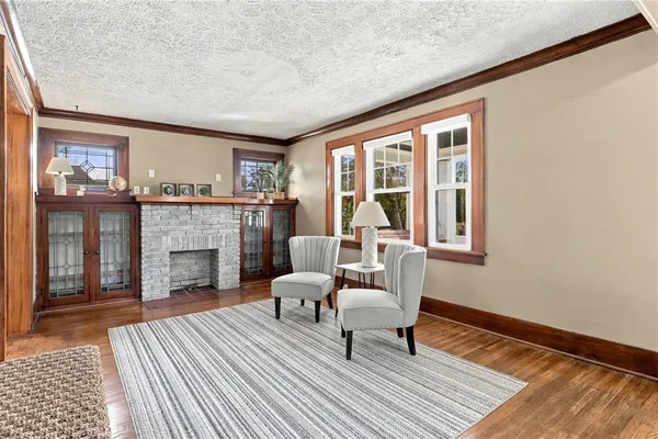 240 HURSTBOURNE RD