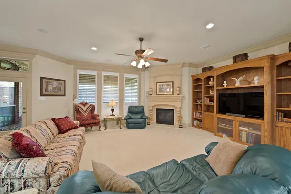 1408 ST TROPEZ LN