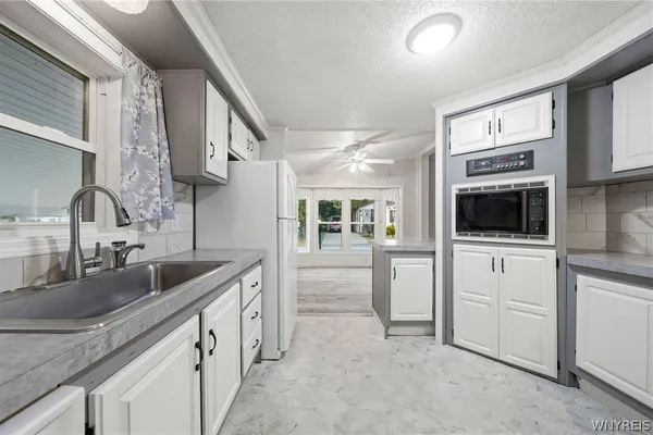 35 WINDRIDGE LN