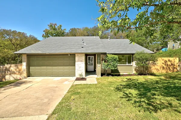 7004 FRED MORSE DR
