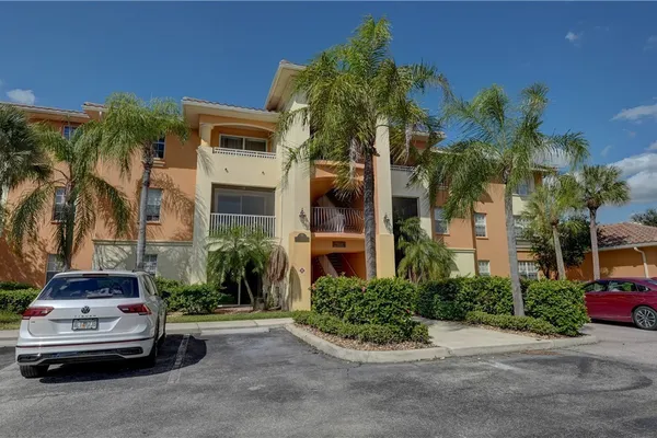 2904 TUSCAN DR 101