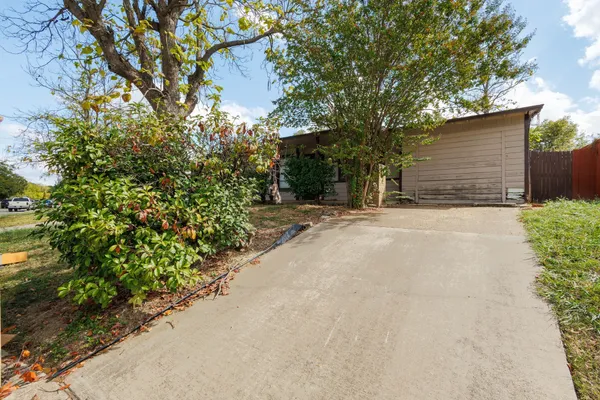 124 RIO RITA DR