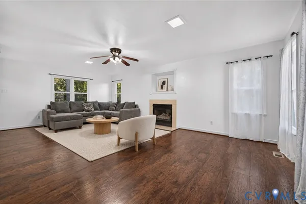 7225 HARTSDALE CT