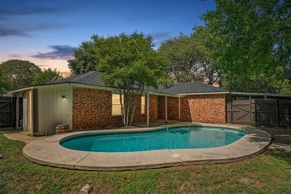 8608 ELDERBERRY CT