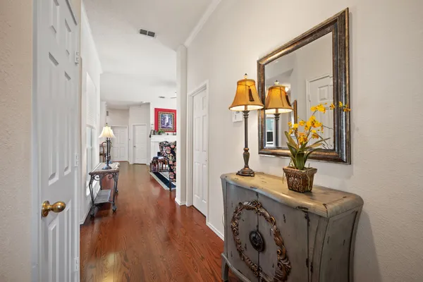 6860 SADDLETREE TRL