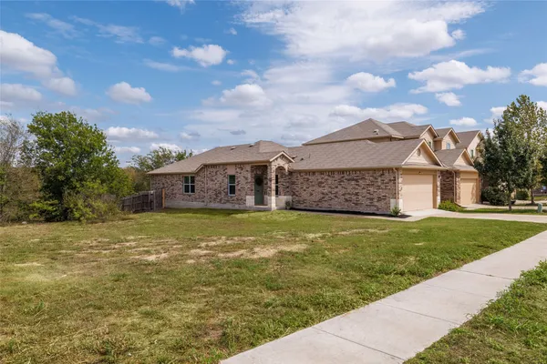 3512 ORTMAN DR