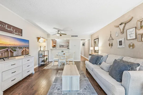 415 OCEAN CREEK DR 2139
