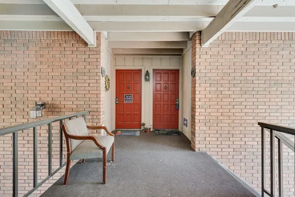2803 RIO BRANCO ST 202 J