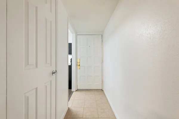 2803 RIO BRANCO ST 202 J