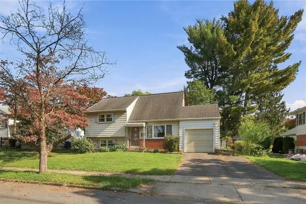 3044 AVON RD