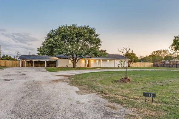119 WILDWOOD CT
