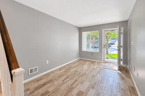 15 BIANCA CT