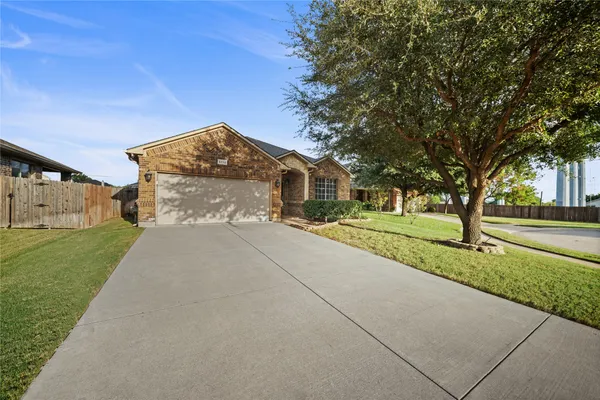 5712 PAWPAW RIDGE DR