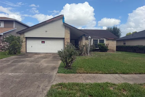 15155 FOUR WINDS DR