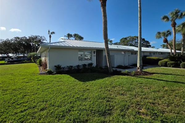 11612 W KINGFISHER CT